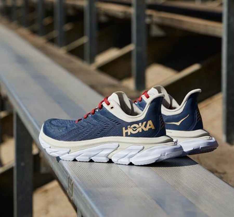 Tenis Hoka One One Hombre Azules/Blancos - Clifton Edge - RQGU24391